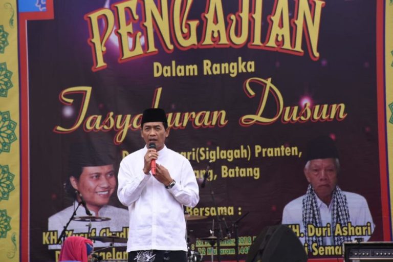 Pengunjung Sedekah Bumi Dukuh Rejosari Wajib Makan di Rumah Warga