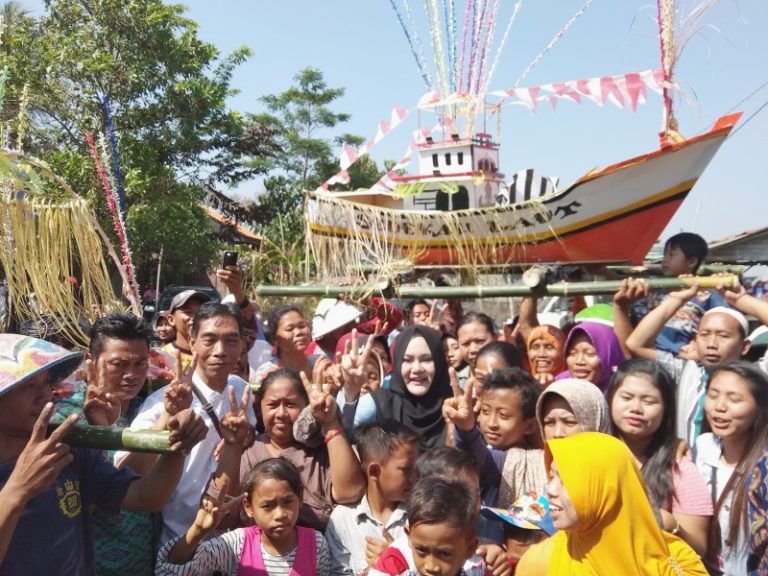 Kalibuntu Makin Ramai, Nelayan Biru Sari Gelar Sedekah Laut