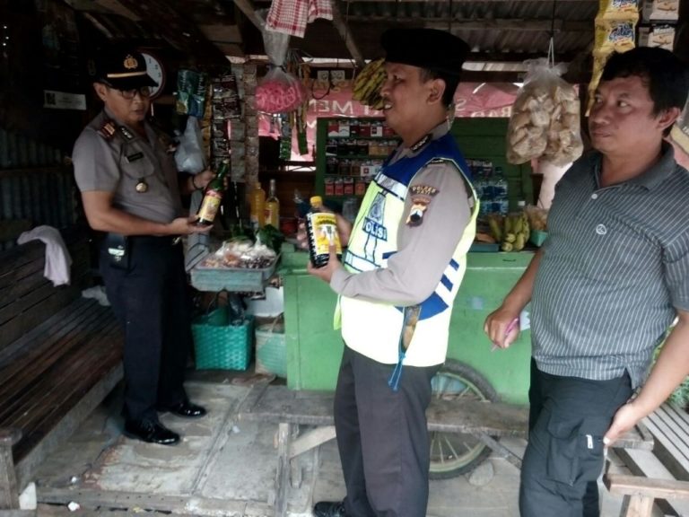 Buntut 2 Warga Cilacap Tewas Akibat Miras, Polisi Gencarkan Razia