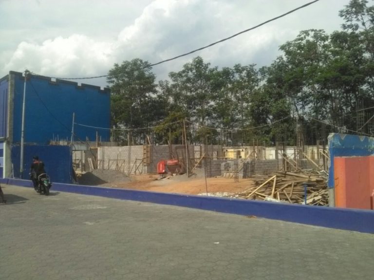 Diduga Melanggar Perizinan, Pembangunan Room Pesona 3 Karaoke Dihentikan