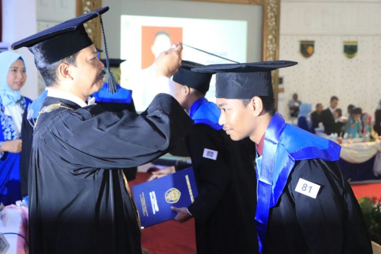 Alumni Universitas Ngudi Waluyo Diharapkan Jadi Agen Perubahan