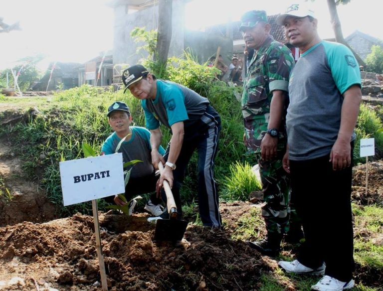 Peduli Lingkungan, 1.500 Bibit Pohon Ditanam di Jatirunggo
