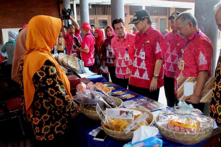 Pemdes Diimbaui Kreatif dan Produktif Gunakan Dana Desa