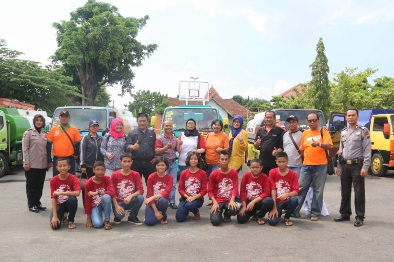 IKA Spensangar Bantu Air Bersih Warga Bancak