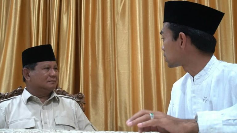 Dukungan UAS Penentu Elektabilitas Prabowo-Sandi