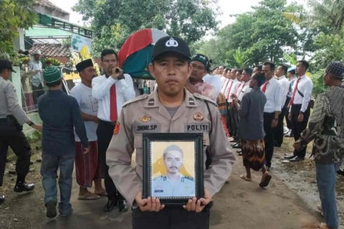 polisi meninggal