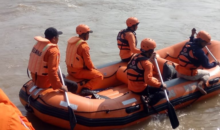 Banjir Bandang Pemalang: 4 Tewas, 2 Bocah Belum Ditemukan