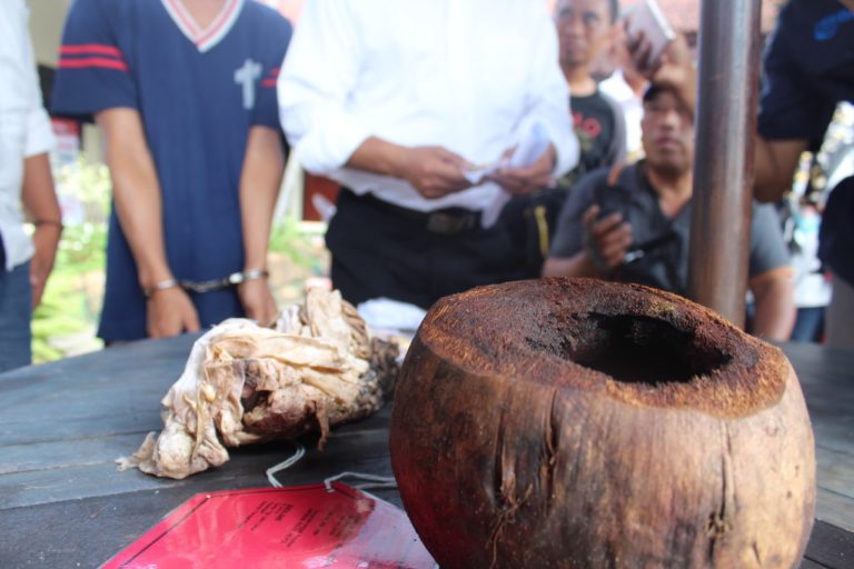 Mengaku Bisa Datangkan Emas Lewat Gaib, Spiritual Gadungan Diringkus