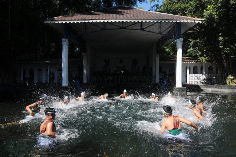 Musik Ciblon Meriahkan Tradisi Padusan Umbul Pengging Boyolali