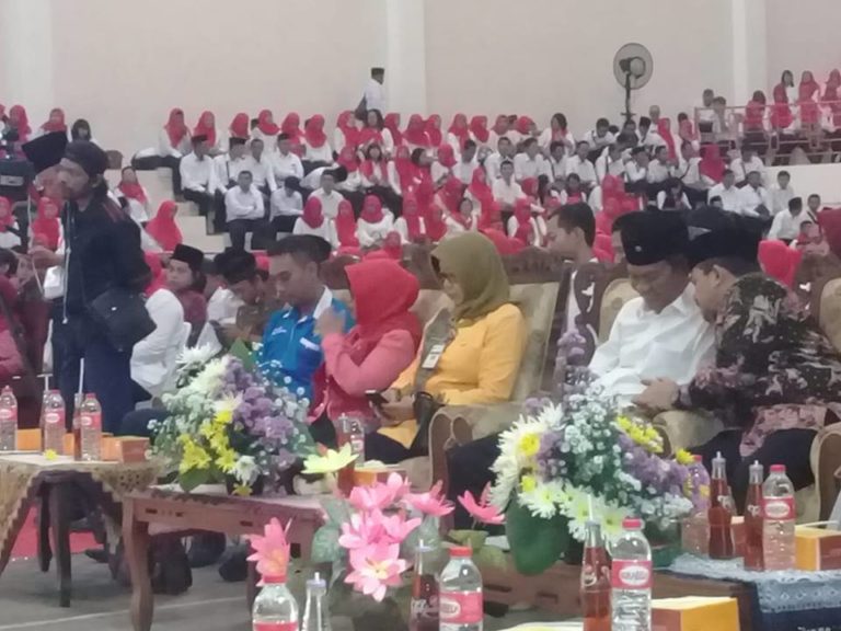 Gubernur Minta GTT-PTT Tetap Ditunjukkan Profesionalitas