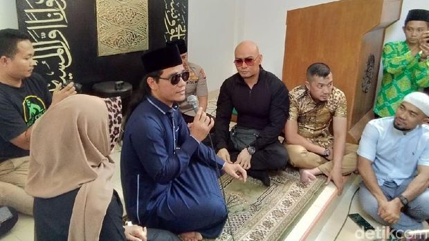 Sah Masuk Islam! Ini Alasan Deddy Corbuzier Putuskan Mualaf