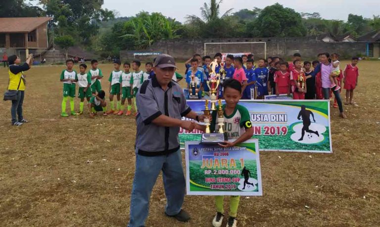 Desa Kadirejo Pabelan Gelar Bina Utama Cup, SSB Indonesia Muda Juara