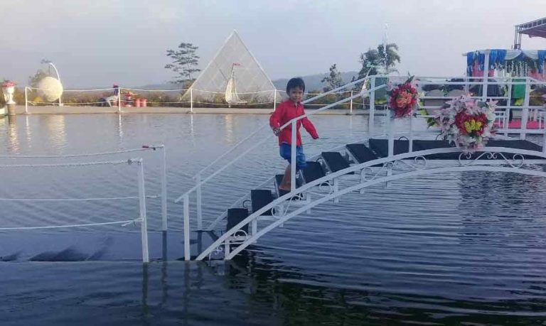 Prakiraan Cuaca Ungaran Senin 3 Februari 2020, Hujan Ringan