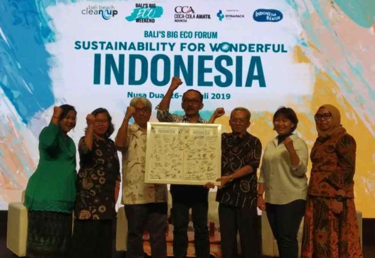 Bali’s Big Eco Forum: Amatil Indonesia Peduli Aksi Bersih-bersih Sampah Plastik