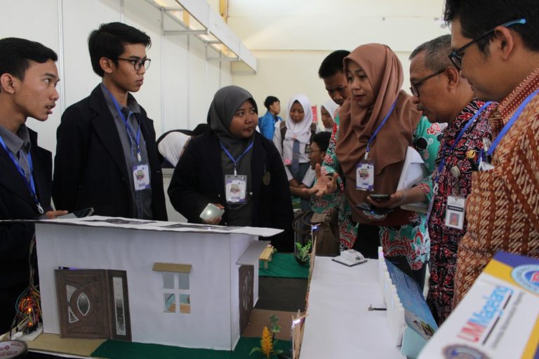 Festa UM Magelang Asah Penerapan Komunikasi Teknologi Mahasiswa