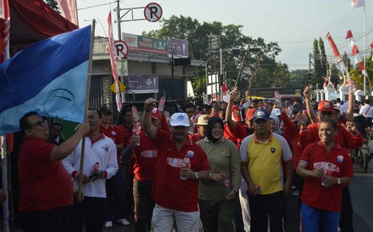 Jalan Sehat Bersama Karyawan PDAM, Menjalin Kebersamaan dan Semangat Kerja