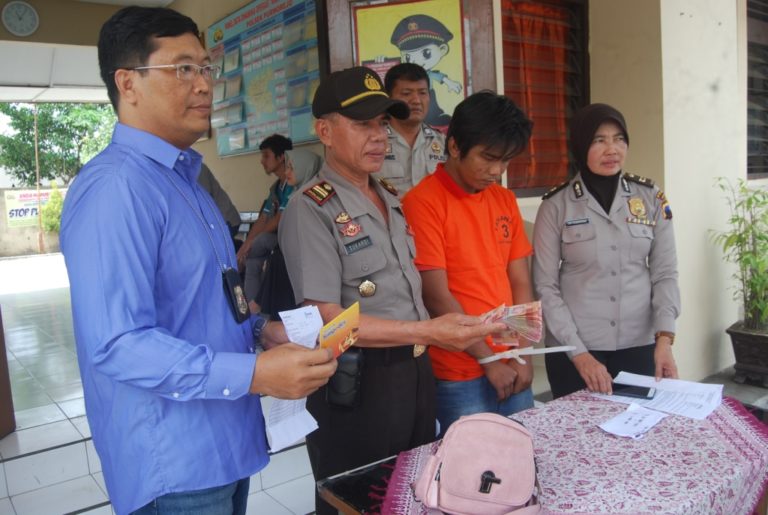 Curi ATM Milik Teman Kerja, Karyawan Dealer Motor Kuras Isi Tabungan