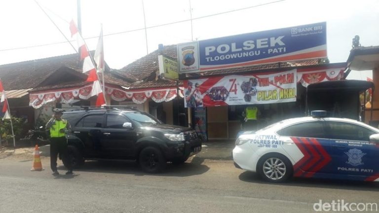 Kanit Provost Dibacok Pelapor, Kapolda Datangi Polsek Tlogowungu Pati