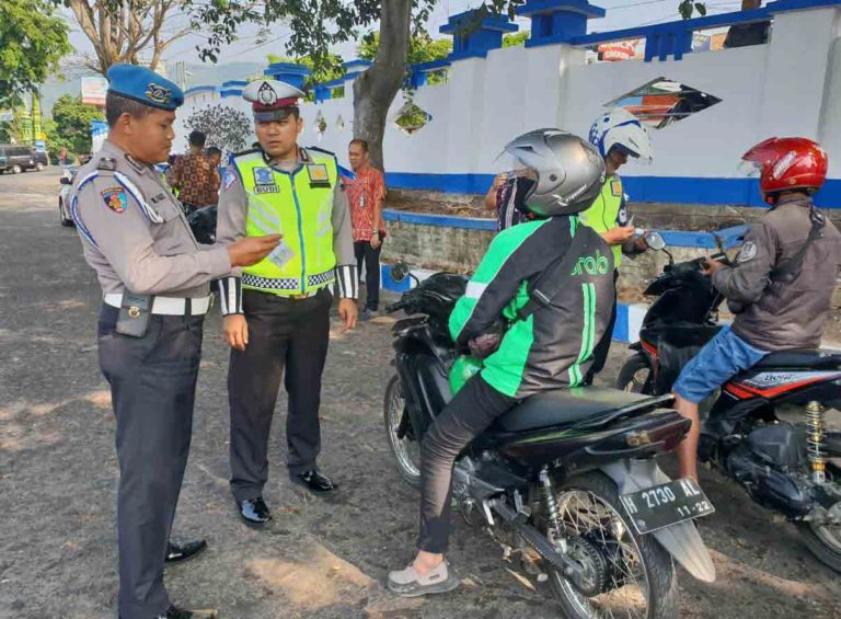 Hari Keenam Operasi Patuh Candi, Polres Semarang Jaring 1.368 Pelanggar
