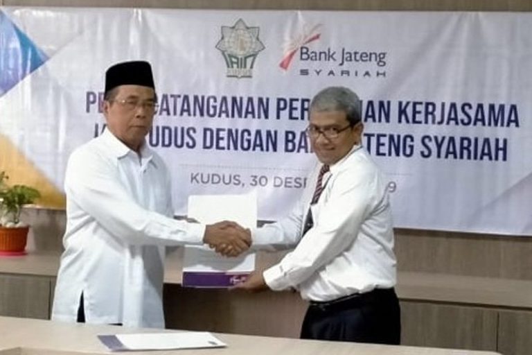 Tingkatkan Pelayanan Akademik, IAIN Kudus Gandeng Bank Jateng Syariah