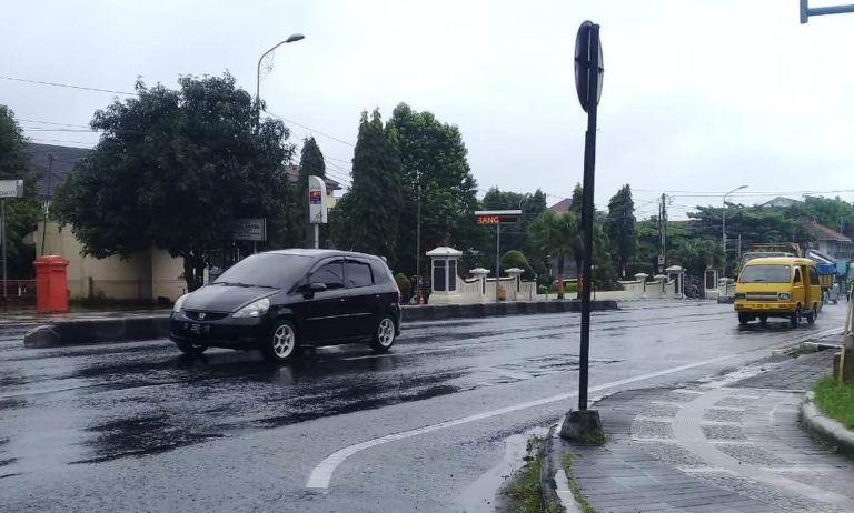 Prakiraan Cuaca Ungaran Senin 30 Maret 2020, Potensi Hujan Ringan