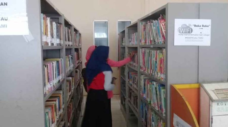 Perpustakaan Kabupaten Semarang Tetap Buka, Fasilitas Kurang Memadai Rawan Penyebaran Corona Perpustakaan Kabupaten Semarang Tetap Buka, Fasilitas Kurang Memadai Rawan Penyebaran Corona