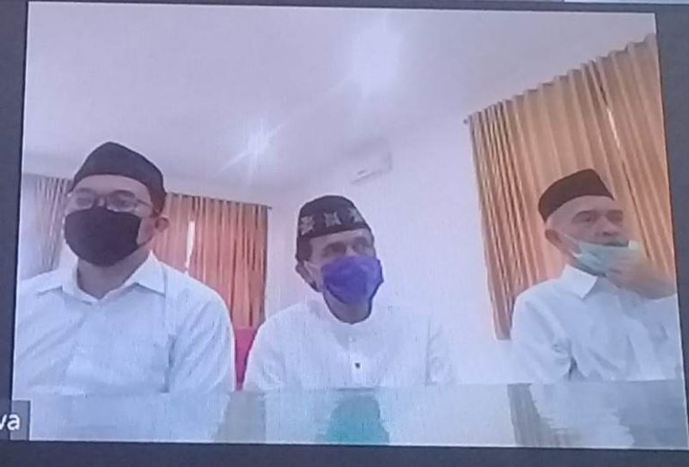 Tiga Terdakwa Menolak Pemakaman Perawat Saat Jenazah dalam Ambulans Tiga Terdakwa Menolak Pemakaman Perawat Saat Jenazah dalam Ambulans