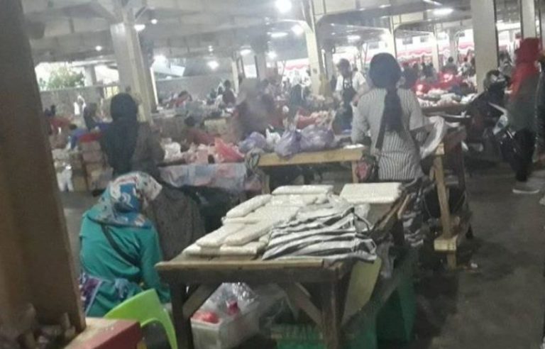 Pembeli Takut Tertular Corona, Omset Pedagang Pasar Bandarjo Menurun