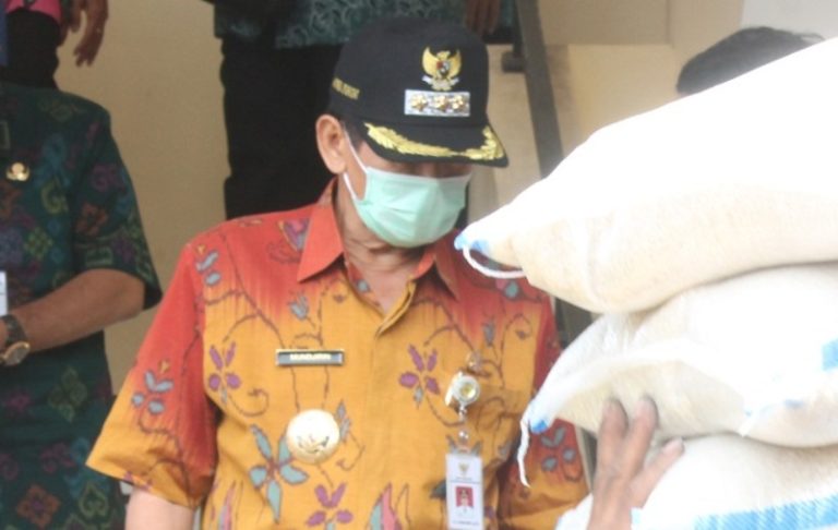 48.335 Paket Bansos Kabupaten Semarang Bantuan Pemprov Jateng Melayang, Bupati: Saya Tidak Tahu