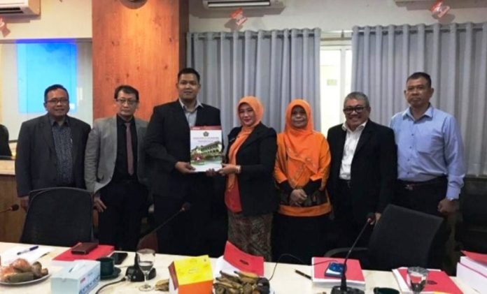 unw kuliah