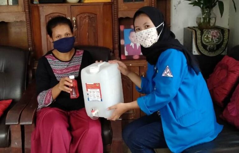 Bakti Sosial PBL Kesmas II UNW Ungaran Melalui PJJ di Masa Pandemi Covid-19