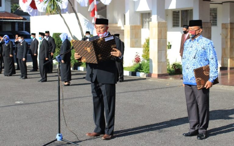 Bertepatan Hari Ulang Tahunnya, Ketua DPRD Kabupaten Jadi Irup HUT ke-75 Kemerdekaan RI