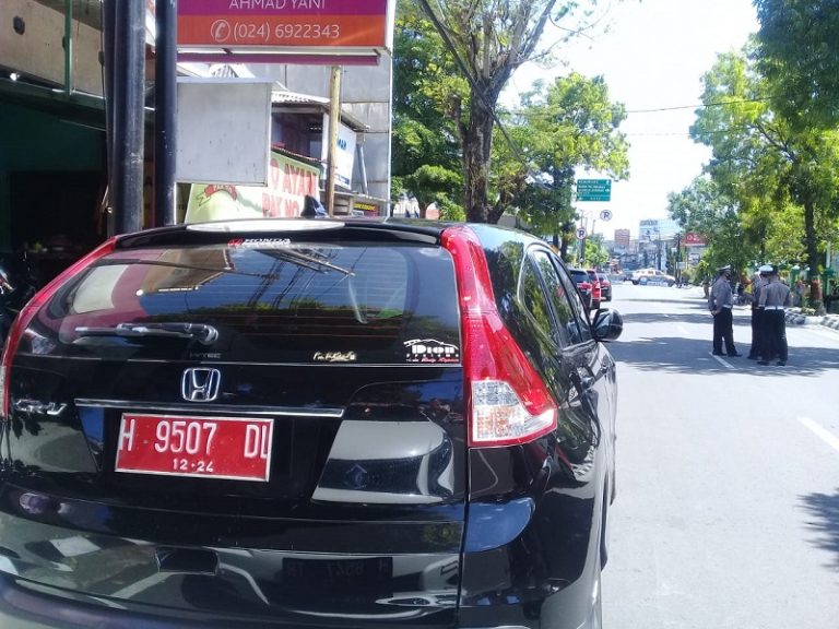 Dampingi Penetapan Paslon Bison Pakai Mobil Dinas, Wakil Ketua DPRD Dinilai Tidak Etis