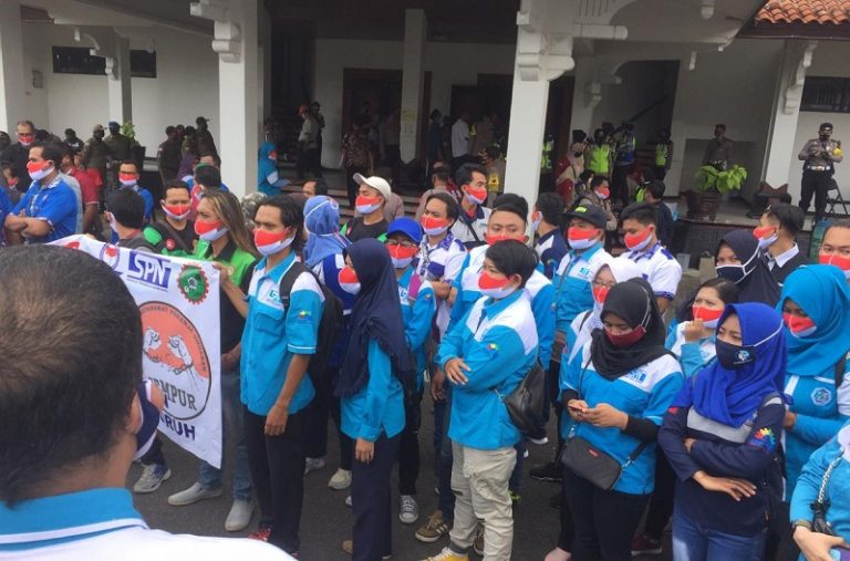 Tak Pernah Bahas Pengupahan, Buruh Desak Bupati Segera Tentukan UMK