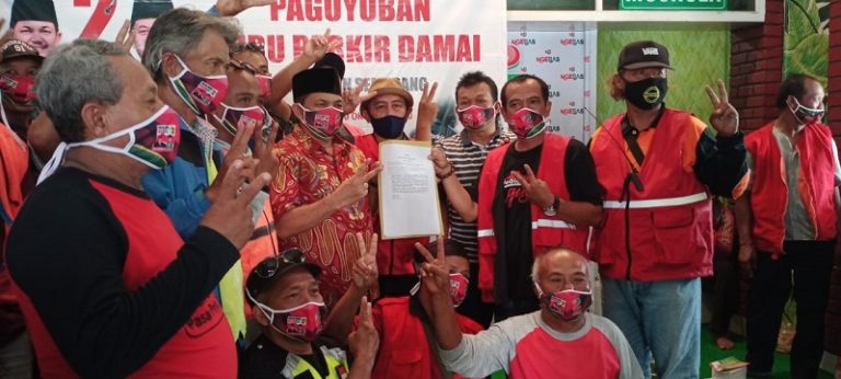 Berjasa Bagi PAD Kabupaten Semarang, Ngebas Apresiasi Juru Parkir dengan Jaminan Kesehatan