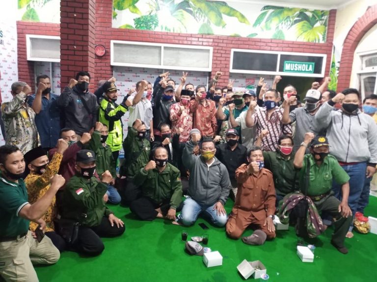 Cabup Ngesti Nugraha Terharu Gurunya SMP Dukung Bersama Komunitas Lumut Ijo
