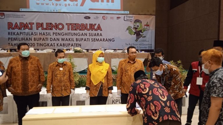 Dok!! KPU Kabupaten Semarang Tetapkan Ngesti-Basari Raih 67,1 Persen Suara Dok!! KPU Kabupaten Semarang Tetapkan Ngesti-Basari Raih 67,1 Persen Suara