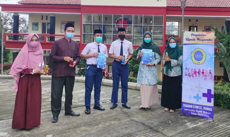 Tim Pengabdian Studi Farmasi UNW Edukasi Prokes Siswa SMP Tahfidz Daarul Quran