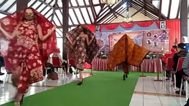 Persembahan Batik Patron Ambarawa 1867 untuk HUT ke-500 Kabupaten Semarang