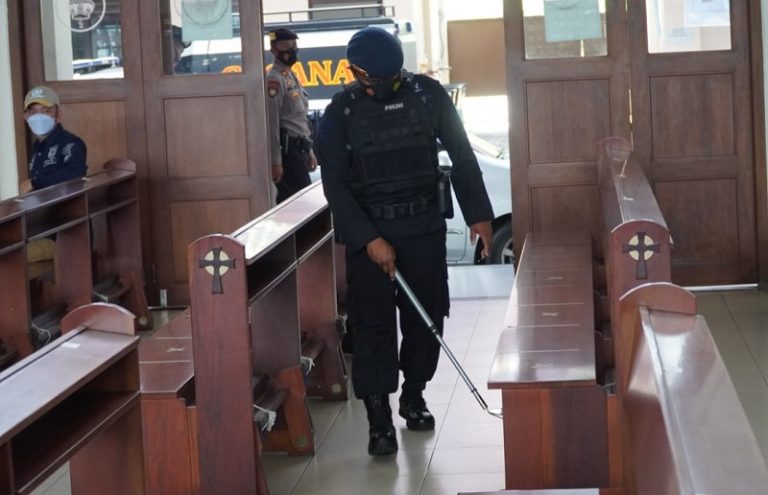 Amankan Misa Paskah, Polres Semarang Terjunkan 400 Personil dan Anjing Pelacak