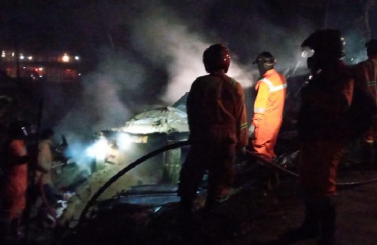 Dipicu Konsleting Mesin Pemanas Ayam, 20 Ribu Anak Ayam dan 2 Motor Hangus Terbakar