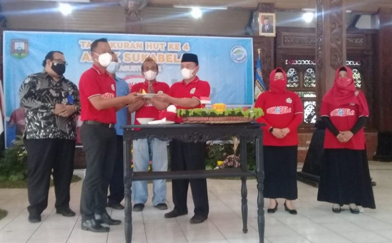 HUT Ke-4 AMDK Sukabela, PDAM Optimalkan Pemasaran sampai Pelosok Desa HUT Ke-4 AMDK Sukabela, PDAM Optimalkan Pemasaran sampai Pelosok Desa