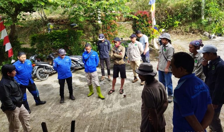 Tiga Warga Tengaran Hilang di Gunung Ungaran, Pencarian Dilanjutkan Pagi Ini