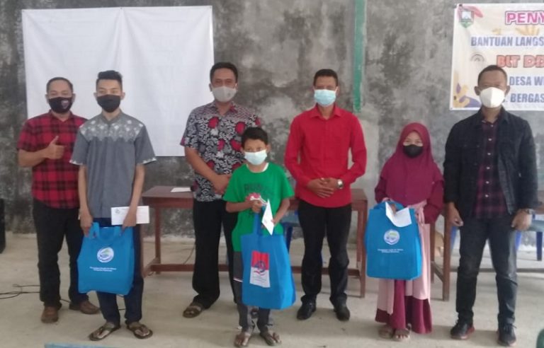 Jumlah Yatim Piatu Bertambah, PDAM Tirta Bumi Serasi Bagi Santunan