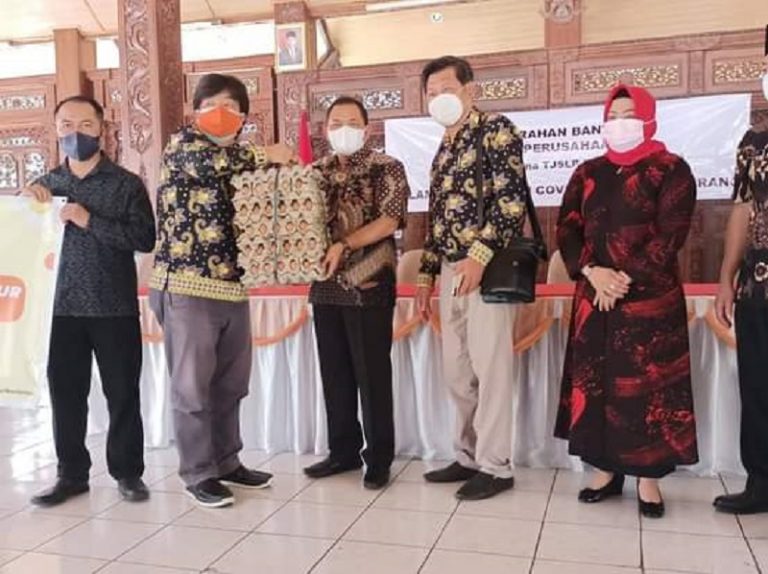 Bupati Semarang Terima Bantuan 1,5 Ton Telur dan 5 Ton Beras