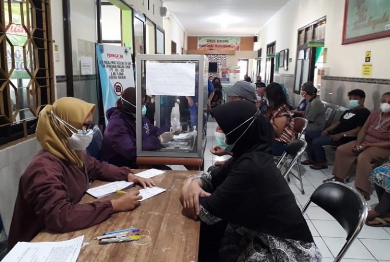 Pengiriman Relawan “Kampus Lacak Covid-19” UNW Ungaran Terbanyak Nasional