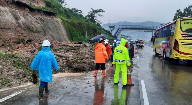 Tebing Jalan Tol Semarang-Solo Longsor, Begini Kondisi Terkini