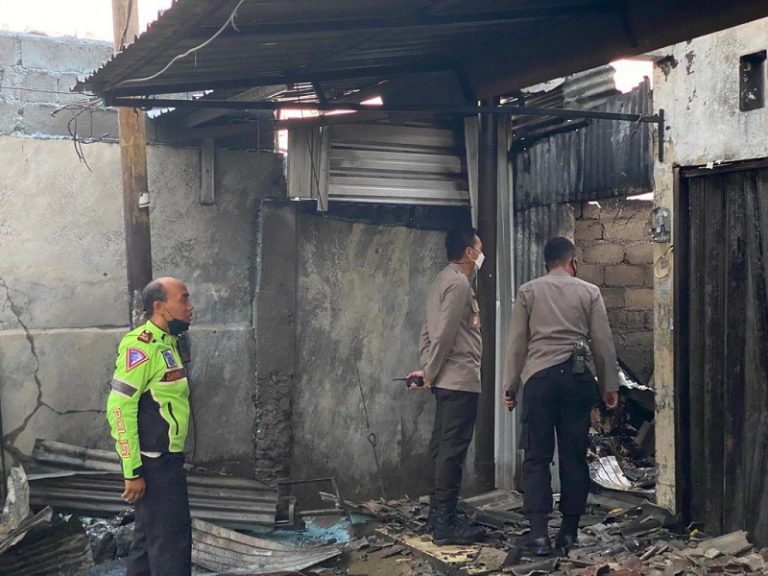 Kebakaran 7 Los Penggilingan Daging Pasar Projo Ambarawa, Pedagang Rugi Rp 350 Juta
