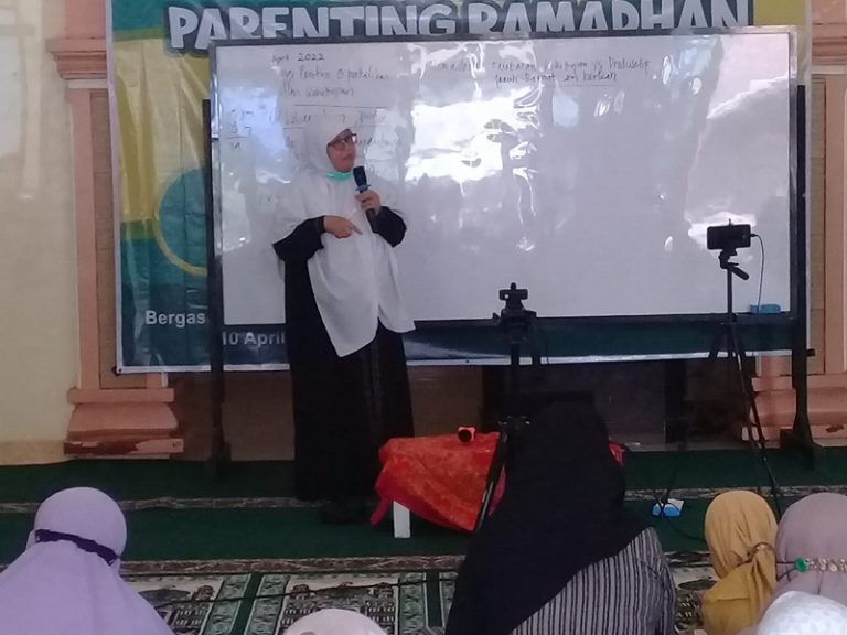 Parenting Ramadhan, LPIT Cahaya Ummat Bergas Ajak Jadikan Rumah Surga Keluarga