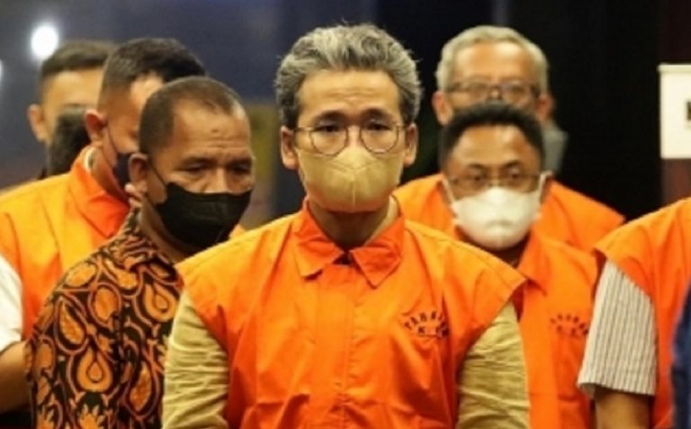 Sogok Jabatan Rp 5,3 Miliar, Bupati Bangkalan dan 5 Kepala Dinas Ditangkap KPK